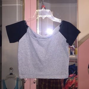 Short sleeve crop top
